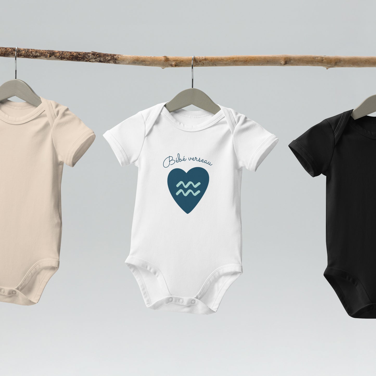Body bébé en coton bio avec signe astrologique Verseau – Petit Cygne
